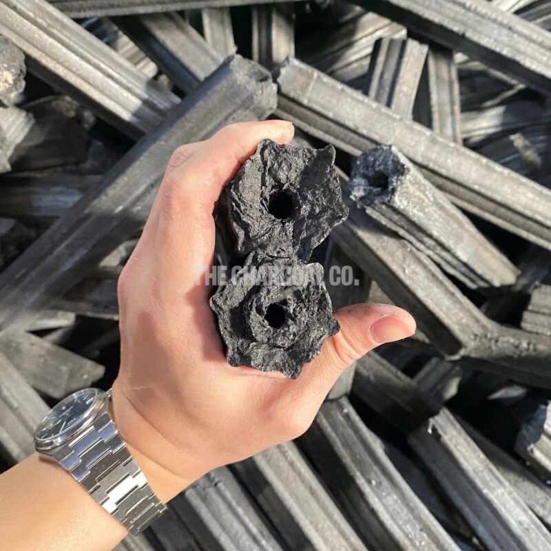 Sawdust Charcoal vs Lump Charcoal: Which is Better for Grilling? 6 Sawdust Charcoal vs Lump Charcoal