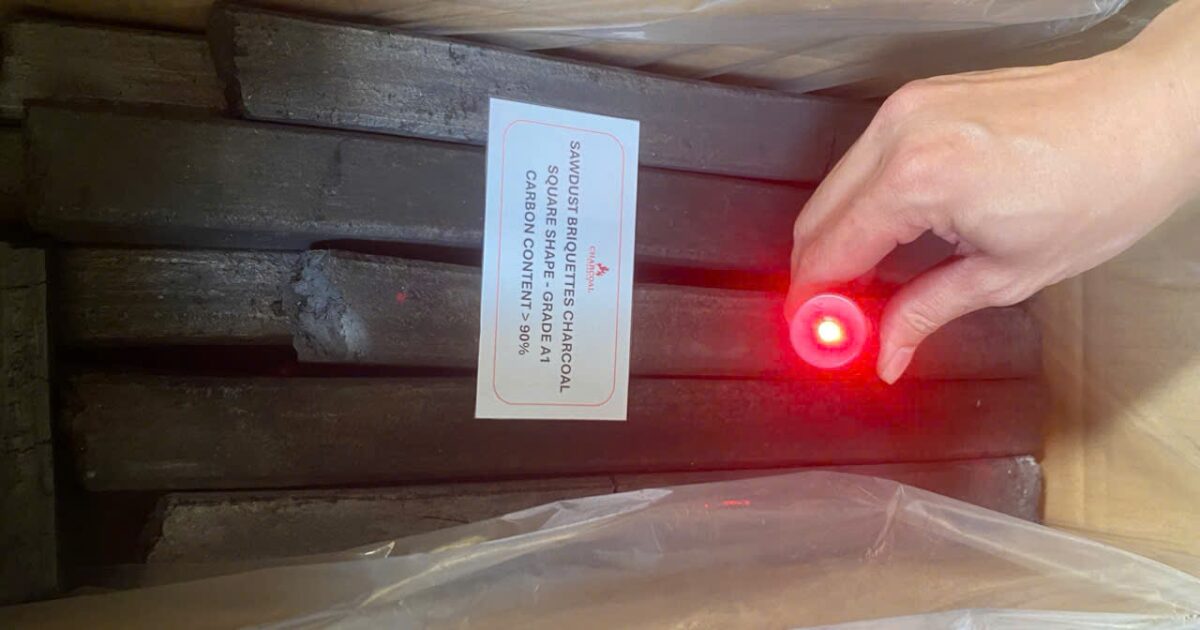 Ogatan Charcoal Wholesale: MOQ, Pricing And Lead Time 1 Comparing tier pricing and briquette samples during sourcing